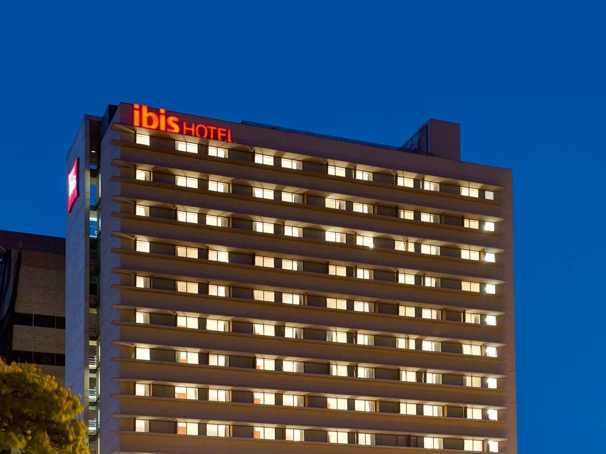 Hotel ibis Medellín Exterior foto