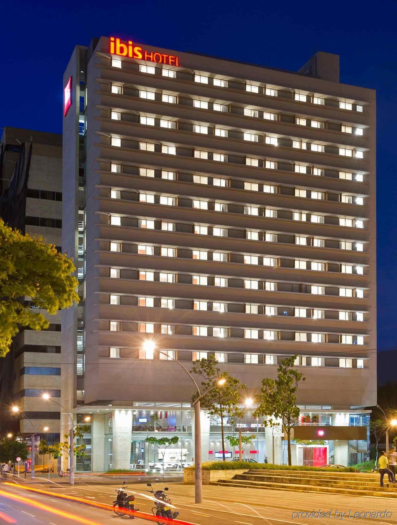 Hotel ibis Medellín Exterior foto