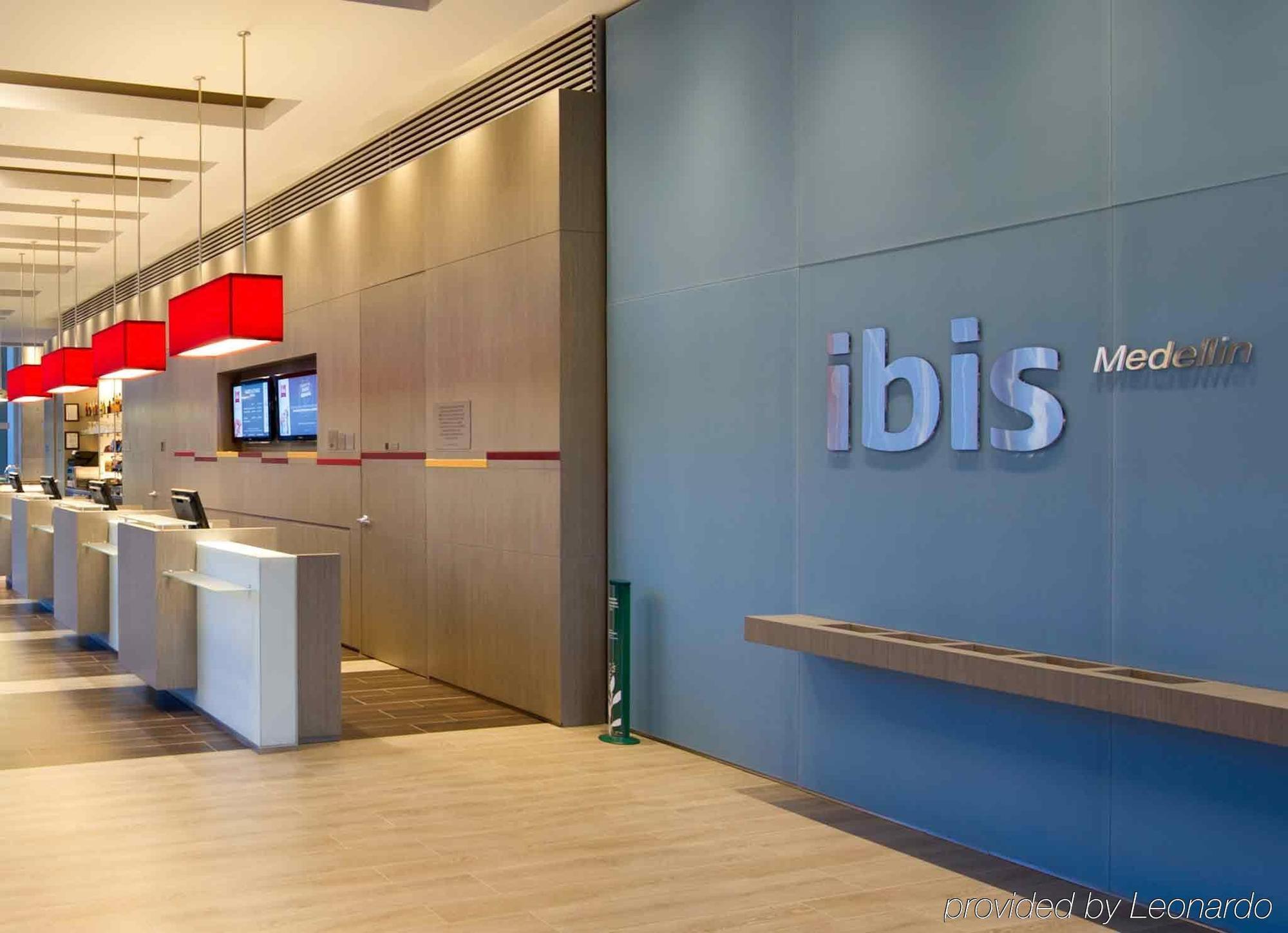 Hotel ibis Medellín Exterior foto