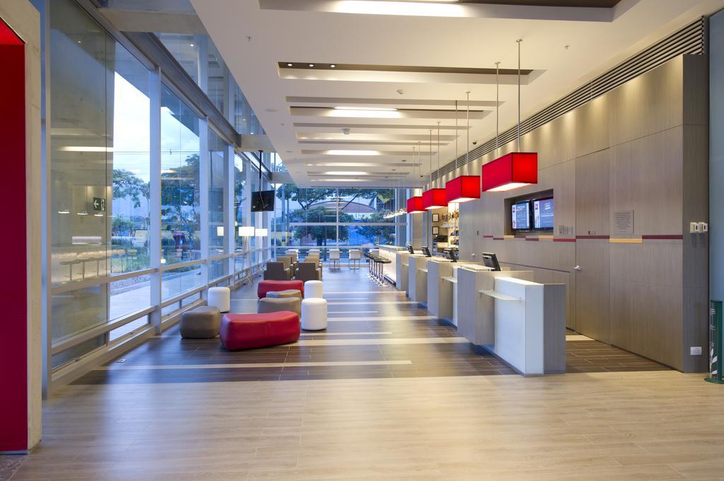 Hotel ibis Medellín Exterior foto